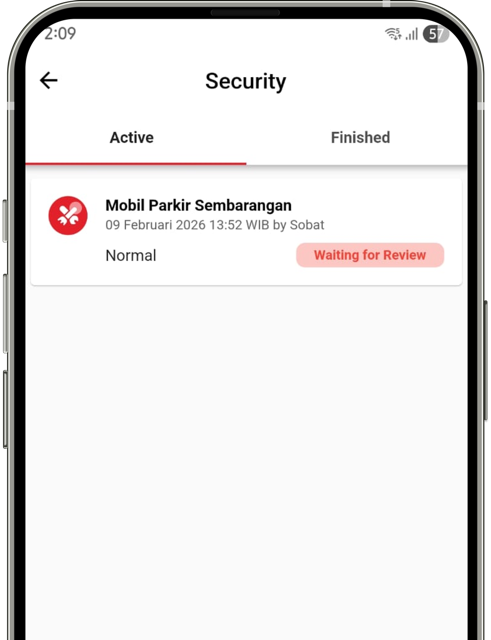 Tampilan daftar laporan aktif dan proses memilih laporan di aplikasi Yipy